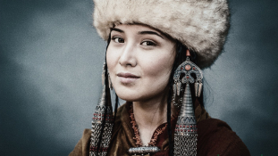 Így változott a kirgiz szépségideál