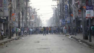 Tüntetőket lőttek le Nepálban
