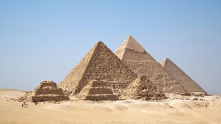 Mire jók a piramisok? – Az amerikai elnökjelölt megdöbbentő válasza