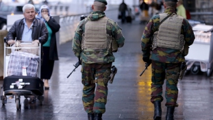 A hatóságok lezárták Brüsszelt – 2. nap