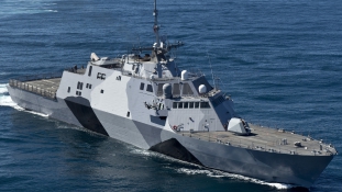 Húsz napot sem bírt ki a tengeren az amerikai haditengerészet új büszkesége