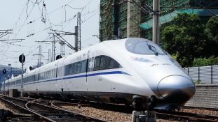 577 milliárd dollárt költenek vasútfejlesztésre Kínában