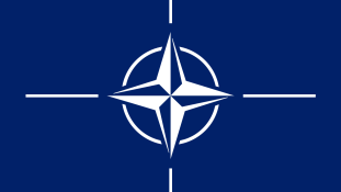 Beszáll a NATO az Iszlám Állam elleni harcba?