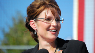 Sarah Palin ringbe szállt Trump mellett