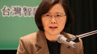 Három millió vokssal verte meg kihívóját Tajvan első női államfője