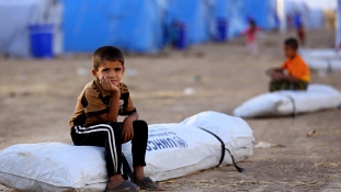 Irakban másfél milliárd dollár hiányzik a válságkezeléshez