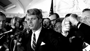 Megint csak nem engedik ki Kennedy gyilkosát