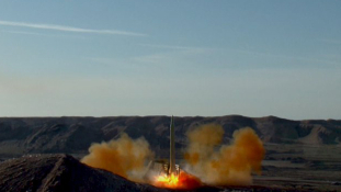 Irán “Izraelt el kell törölni a Föld színéről” feliratú rakétát lőtt ki