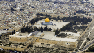 Jordánia több tucat megfigyelő kamerát telepít Jeruzsálemben