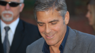 George Clooney Jerevánban: Ne forduljunk el a menekültektől!