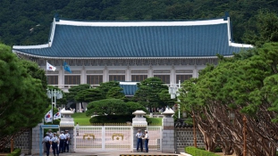 Kim Dzsongun a dél-koreai elnök otthonával játszik