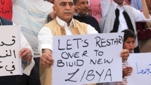 Eggyel kevesebb kormánya van most Líbiának, de még így is túl sok