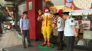 Kínában letartóztatták Ronald McDonald-ot