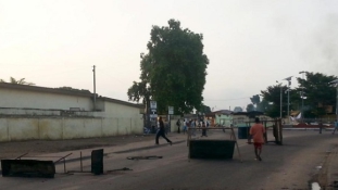 Heves fegyveres összecsapások Brazzaville-ben