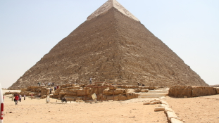 Mosolygó Egyiptom várja a turistákat