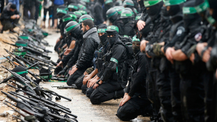 Megadta magát Izraelnek a Hamász egyik katonai parancsnoka