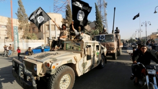 Ellentámadásban az Iszlám Állam – kiüldözte a hadsereget Rakka tartományból