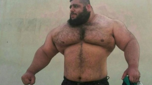 Reszkethet az Iszlám Állam: harcba száll az iráni Hulk