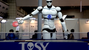 Egy robot megszegte a robotika első törvényét?