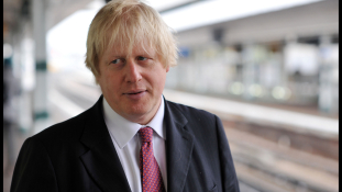 Beindult a mémgyár – Boris Johnson külügyminiszter?!