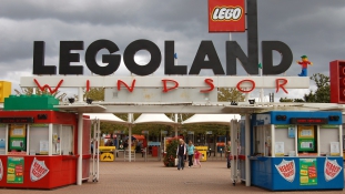 Két hatéves kislányt szexuális támadás ért a Legolandben