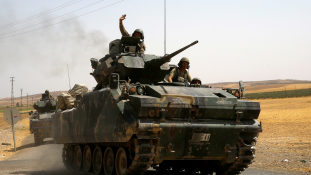Török katonákat öltek meg az iszlamisták Szíriában