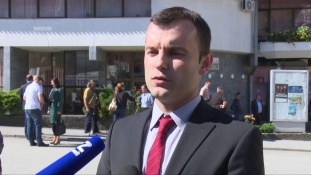 Most már hivatalos: szerb polgármestert választottak a srebrenicaiak