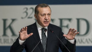 Megindul a migránsáradat? – ezzel fenyegetőzik Törökország elnöke