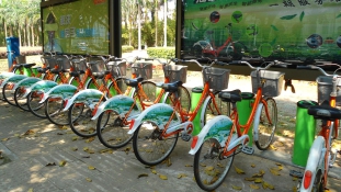 Újraélesztenék – a közösségi bringázás adhat megoldást a riasztó szmoghelyzetre Kínában