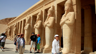 E-vízummal csábítana több turistát Egyiptom