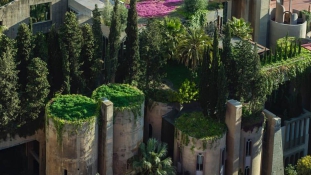 Megálmodta, megalkotta – cementgyárból épített palotát a spanyol sztárépítész