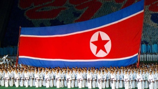 Peking: nem lehet a világtól teljesen elszigetelni Észak-Koreát