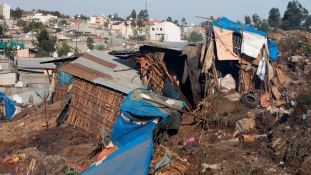 Lezúduló szemét ölt meg több mint 40 embert Etiópiában