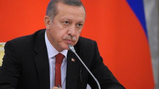 Erdogan szerint a nyugati országok struccpolitikát folytatnak Afrikával kapcsolatban
