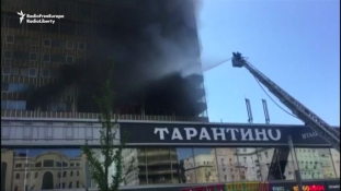 Tűz a Könyv-palotában Moszkva kellős közepén – videó