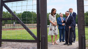 Haláltáborban tett látogatást Vilmos herceg és Katalin Lengyelországban