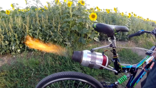 Sugárhajtású kerékpár Oroszországból – videó