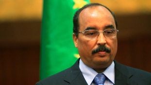Bebetonozná magát az elnök Mauritániában