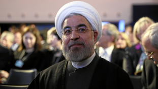 Iráni elnök: az USA nagy árat fizetne, ha kilépne a nukleáris egyezményből