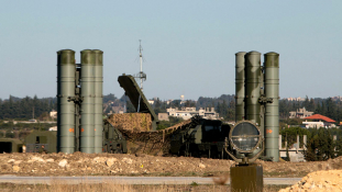 Orosz rakétatámaszpont az iráni rakétagyár mellett Szíriában