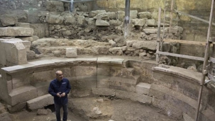 1700 éves római színházra bukkantak a Siratófal mellett