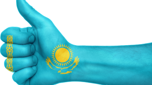 Kazahsztán áttér a latin ábécére