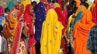 Launda Naach – a 350 éves indiai hagyomány, amikor a férfiak nőkké változnak