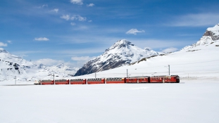Svájcban ingyen vonatozhatnak azok, akiknek nincs kivel karácsonyozniuk