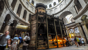 Tudományos bizonyíték: Nagy Konstantin idejéből származik Jézus Krisztus síremléke Jeruzsálemben