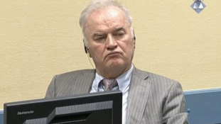 Élete végéig börtönben marad Bosznia hóhéra, Ratko Mladics tábornok  – videó