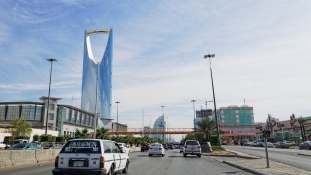 800 milliárd dollárt akar megszerezni a korrupcióellenes bizottság Szaúd-Arábiában