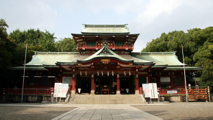 Véres szamurájkard – gyilkosság egy japán szentélynél