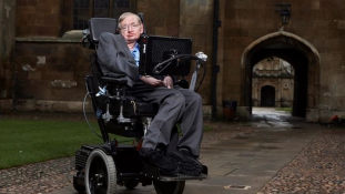 Meghalt Stephen Hawking: ezek voltak utolsó figyelmeztetései az emberiségnek