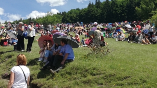 Jön a tavasz és vele az össznemzeti zarándoklat